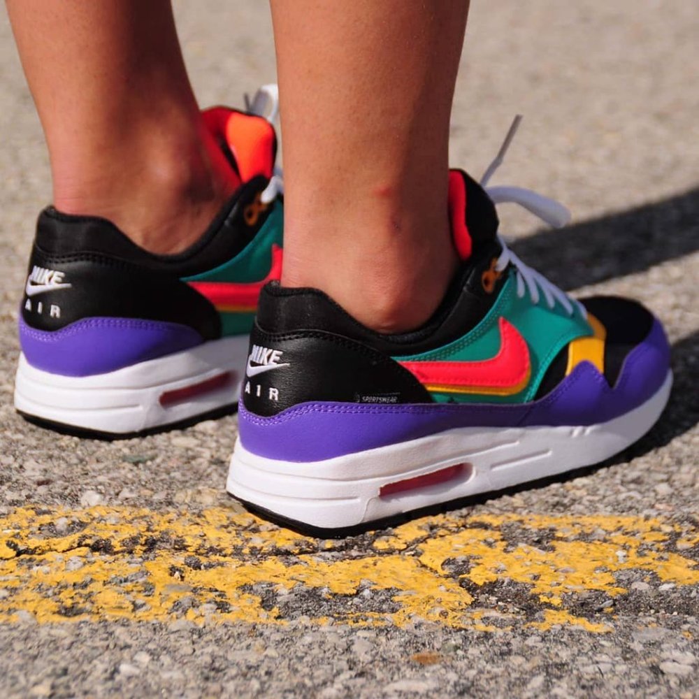 NIKE Air Max 1 Sneakers - Picture 5 of 6